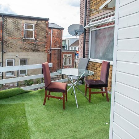Modern Apartments In Bromley, Greater London Near Tesco And Sundridge Park Station ภายนอก รูปภาพ