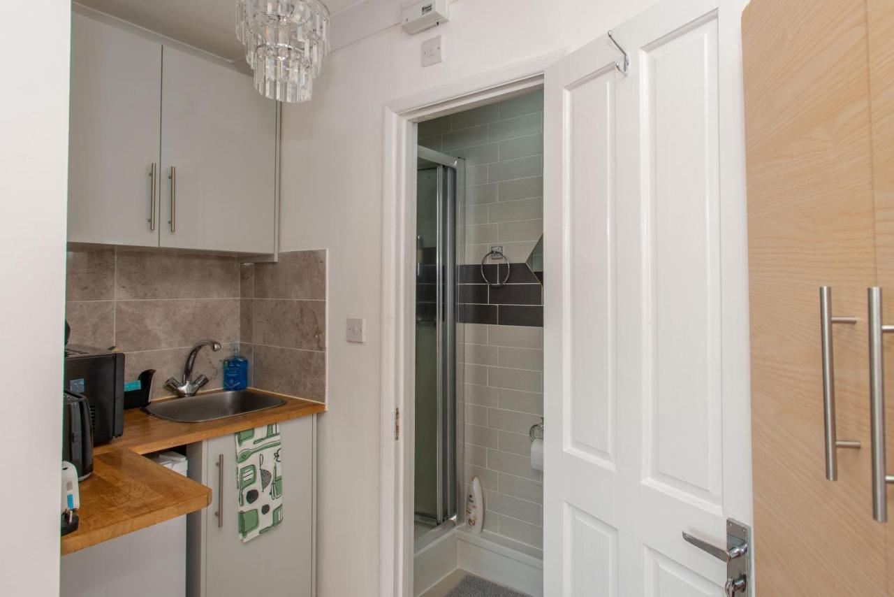 Modern Apartments In Bromley, Greater London Near Tesco And Sundridge Park Station ภายนอก รูปภาพ